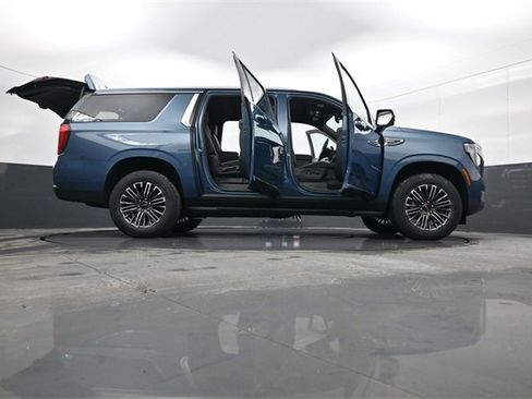 New 2026 GMC Yukon XL Elevation image 26