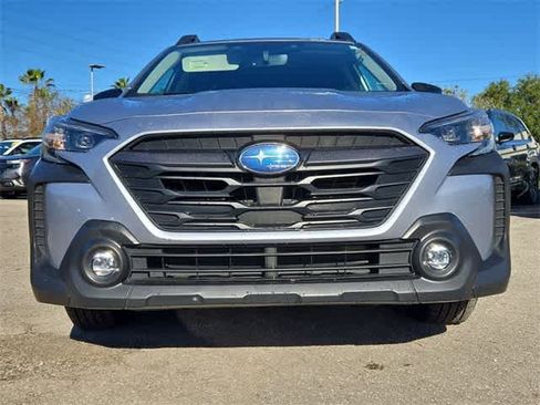 Used 2024 Subaru Outback Premium image 10