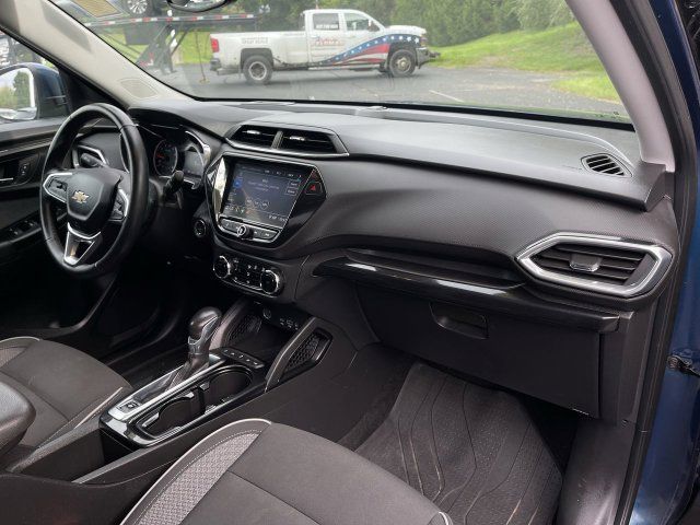 Used 2021 Chevrolet TrailBlazer LT AWD/4WD image 27