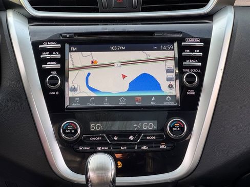 Used 2018 Nissan Murano Platinum image 15