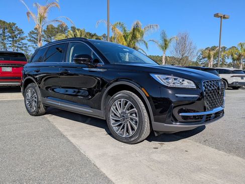 New 2026 Lincoln Corsair Reserve image 3