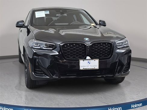 Used 2025 BMW X4 xDrive30i w/ Premium Package image 3