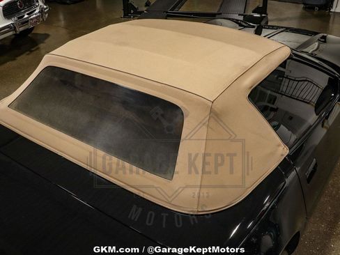 Used 1992 Chevrolet Corvette Convertible image 18