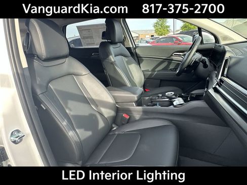 Certified 2025 Kia Sportage EX w/ EX Premium Package image 30