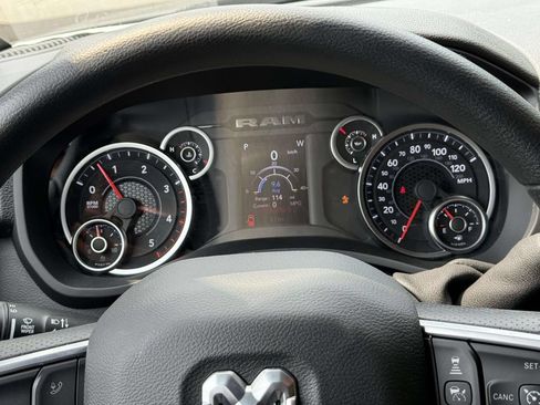 New 2026 RAM 3500 Tradesman AWD/4WD image 17