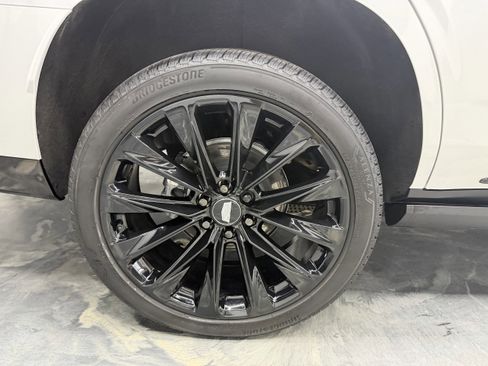 Used 2025 Cadillac Escalade Sport Platinum image 31