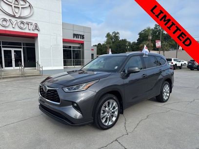 Used 2023 Toyota Highlander Limited