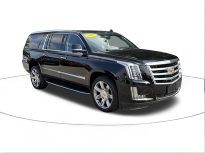 Used 2019 Cadillac Escalade ESV Luxury