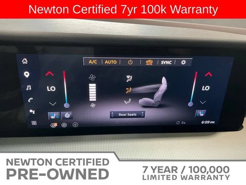 Used 2026 Nissan Murano Platinum AWD/4WD image 16