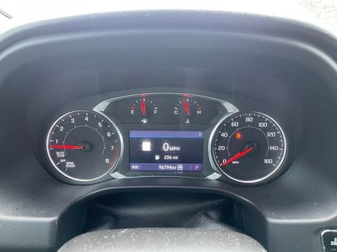 Used 2021 GMC Acadia SLT AWD/4WD image 7