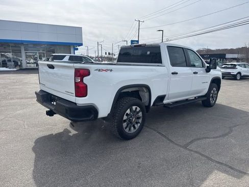 Used 2023 Chevrolet Silverado 2500 Custom w/ Infotainment Package image 5