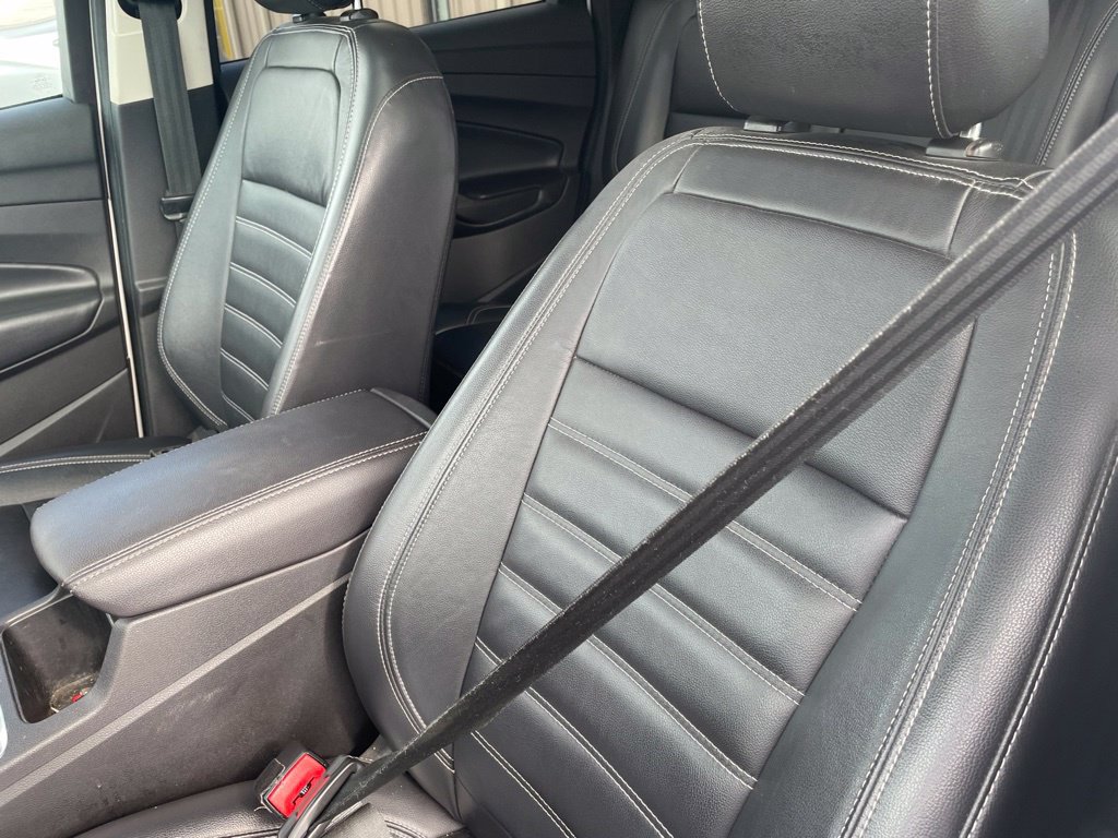 Used 2019 Ford Escape Titanium AWD/4WD image 9