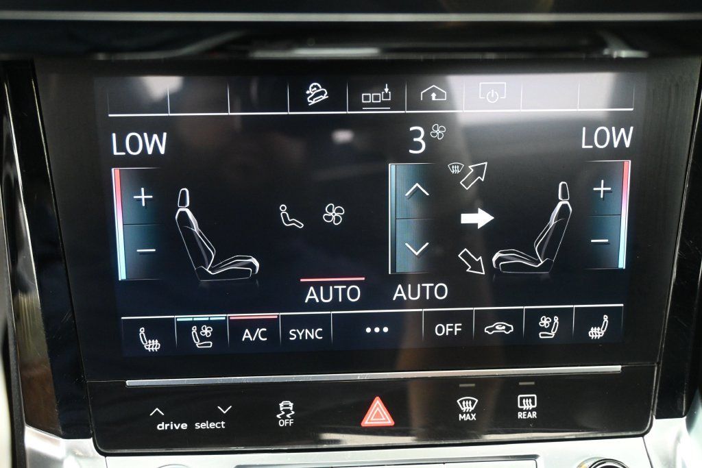 Used 2019 Audi e-tron Premium Plus AWD/4WD image 18