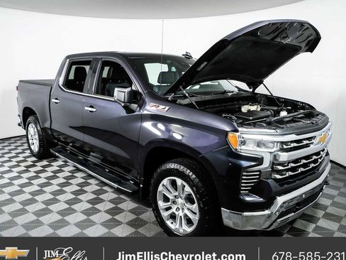 Used 2023 Chevrolet Silverado 1500 LTZ AWD/4WD image 33