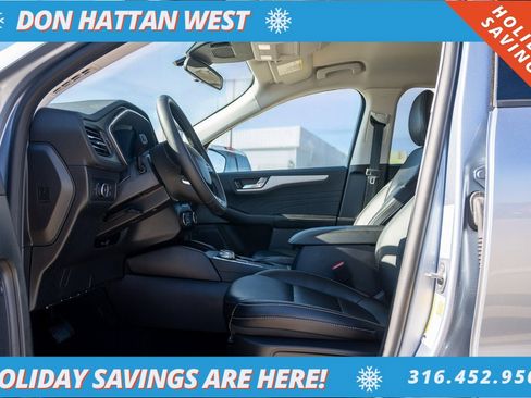 Used 2022 Ford Escape SEL image 3