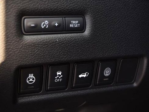 Certified 2024 Nissan Murano SL image 13