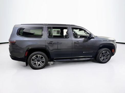 Used 2022 Jeep Wagoneer Series III w/ Flexible Seating Group AWD/4WD image 4