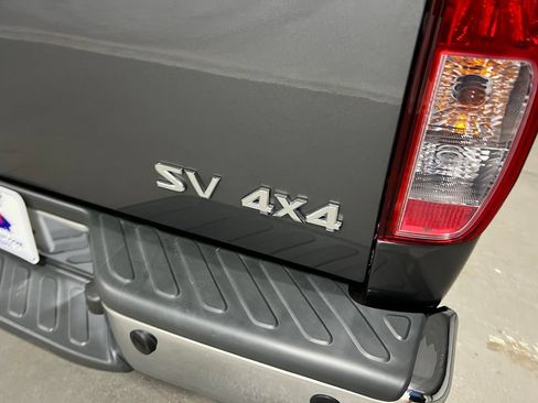 Used 2021 Nissan Frontier SV AWD/4WD image 16
