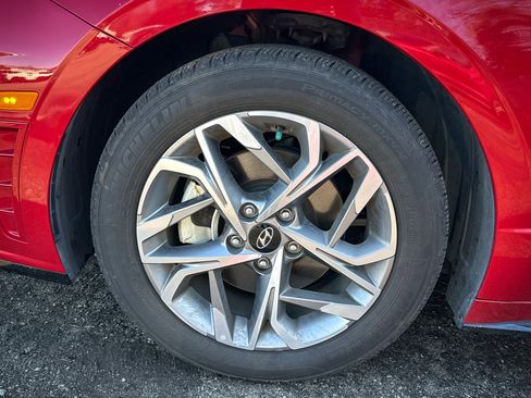 Used 2020 Hyundai Sonata SEL w/ Convenience Package image 3