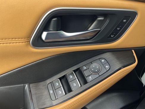 Used 2021 Nissan Rogue Platinum image 27