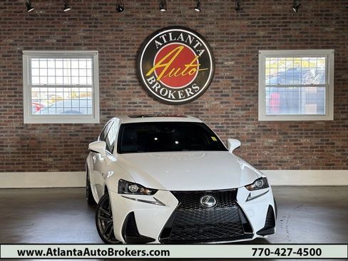 Used 2017 Lexus IS 200t image 1