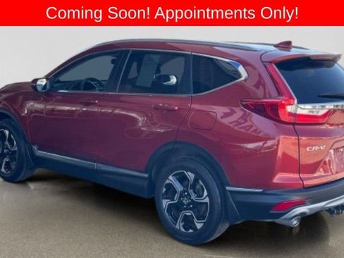 Used 2019 Honda CR-V Touring image 2