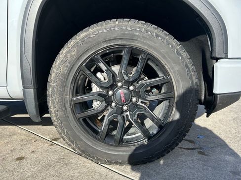 Used 2024 GMC Sierra 1500 Elevation w/ Elevation Premium Package image 35