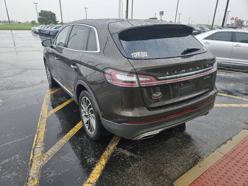 Used 2019 Lincoln Nautilus Reserve AWD/4WD image 3