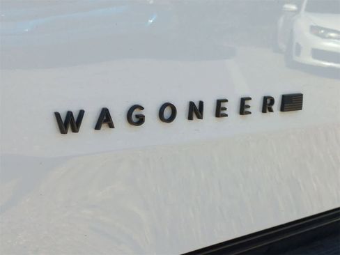 Used 2023 Jeep Wagoneer Series II w/ Convenience Group I image 12