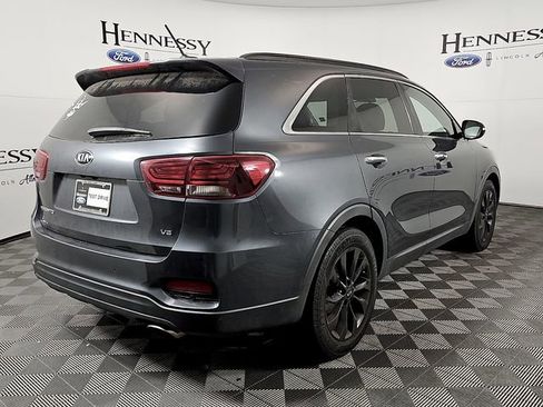 Used 2020 Kia Sorento S FWD image 5