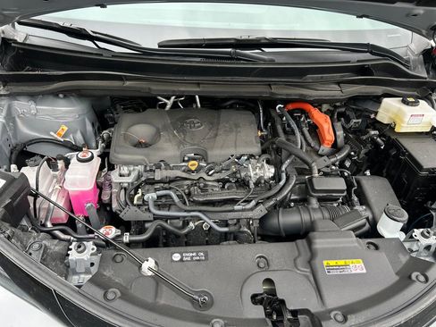 Used 2025 Toyota Sienna XLE Woodland Edition AWD/4WD image 26