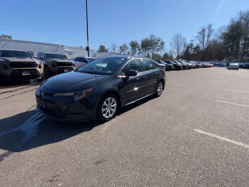 Used 2023 Toyota Corolla LE image 7