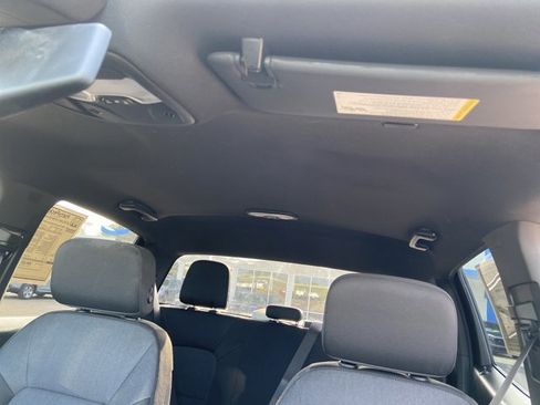 Used 2023 Chevrolet Colorado W/T image 29