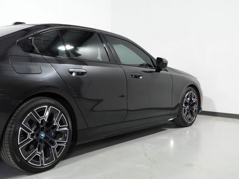 Used 2025 BMW i5 eDrive40i w/ M Sport Package image 63
