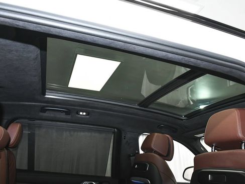 Used 2026 BMW X7 M60i AWD/4WD image 59