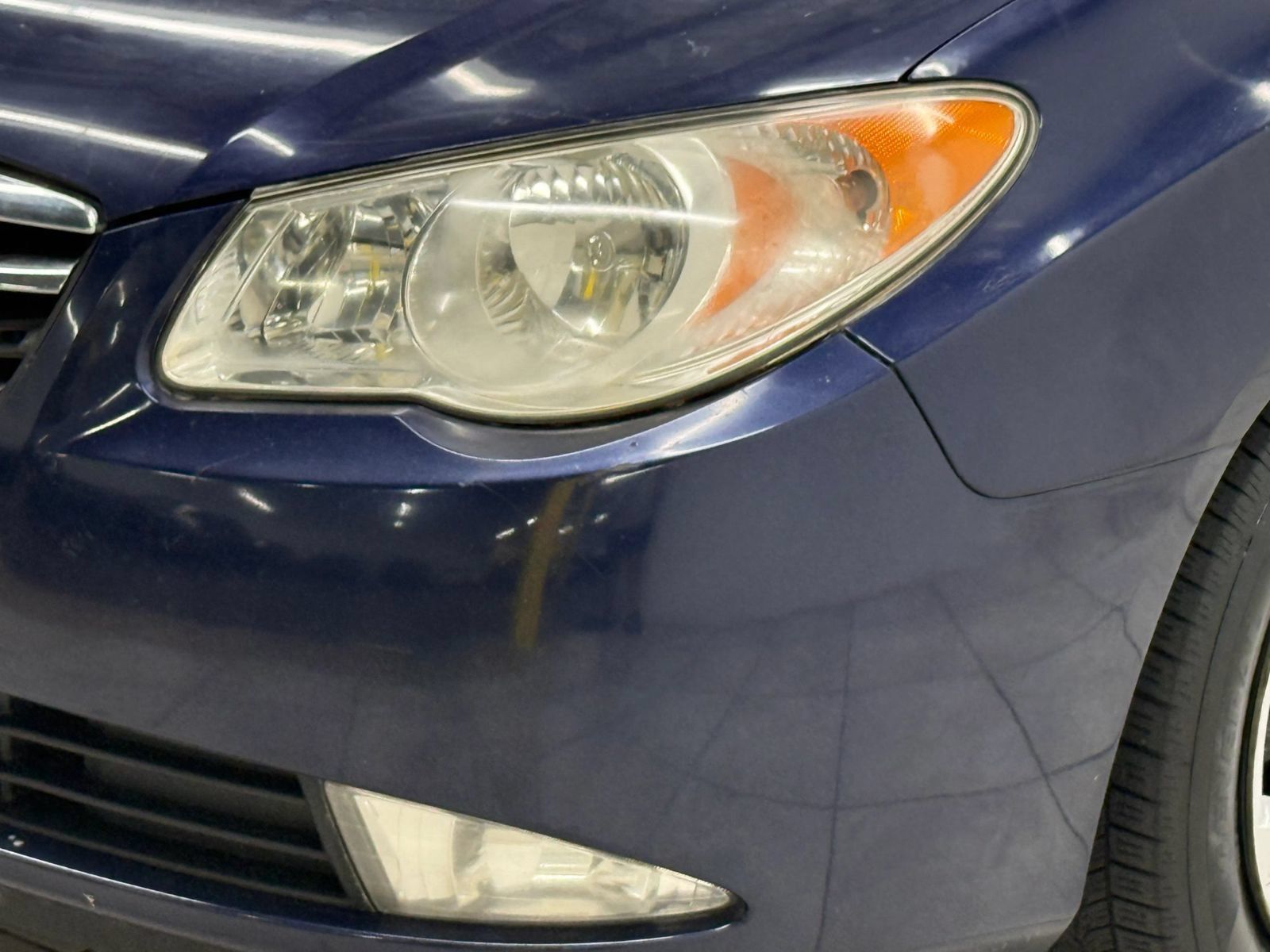 Used 2010 Hyundai Elantra GLS FWD image 4