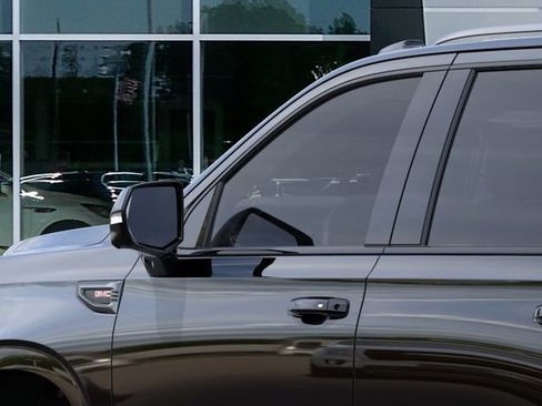 New 2026 GMC Yukon AT4 AWD/4WD image 12