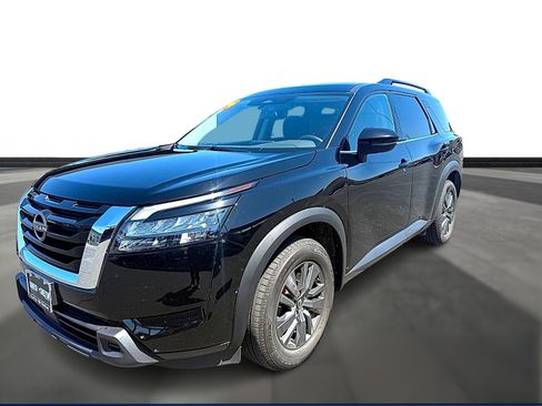 Used 2024 Nissan Pathfinder SV FWD image 1
