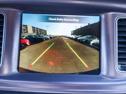 Used 2023 Dodge Charger SXT RWD image 25