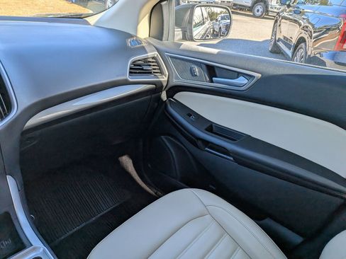 Certified 2024 Ford Edge SEL w/ Convenience Package image 18