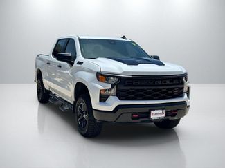 Used 2024 Chevrolet Silverado 1500 Custom Trail Boss w/ LPO, Dark Essentials Package AWD/4WD video 3
