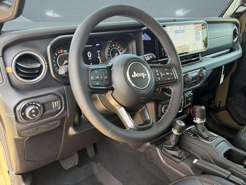 New 2026 Jeep Gladiator Sport AWD/4WD image 4
