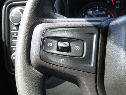 Used 2019 Chevrolet Silverado 1500 Custom w/ Custom Convenience Package image 21