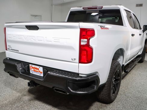 Used 2021 Chevrolet Silverado 1500 LT Trail Boss w/ Convenience Package II image 7