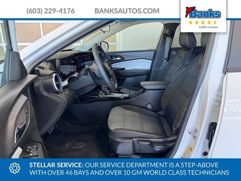 Certified 2024 Chevrolet Trax LT image 7