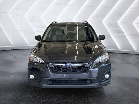 Used 2019 Subaru Crosstrek 2.0i Premium image 2