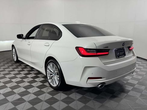 Used 2023 BMW 330i xDrive Sedan w/ Convenience Package AWD/4WD image 8