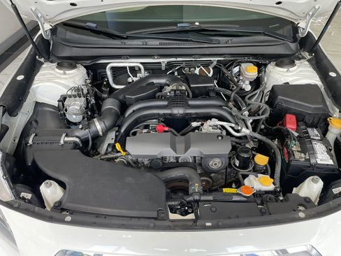 Used 2017 Subaru Legacy 2.5i Premium AWD/4WD image 31