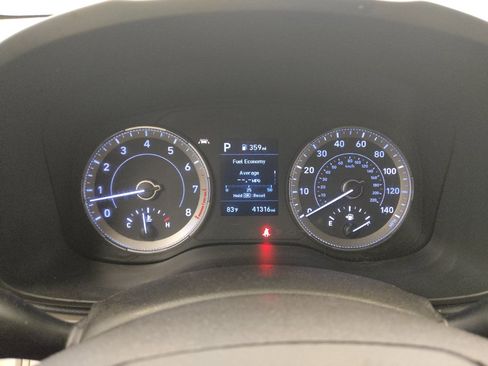 Used 2022 Hyundai Venue SEL FWD image 23