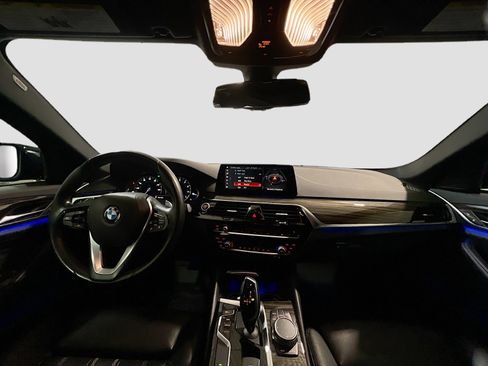 Used 2018 BMW 540i image 16